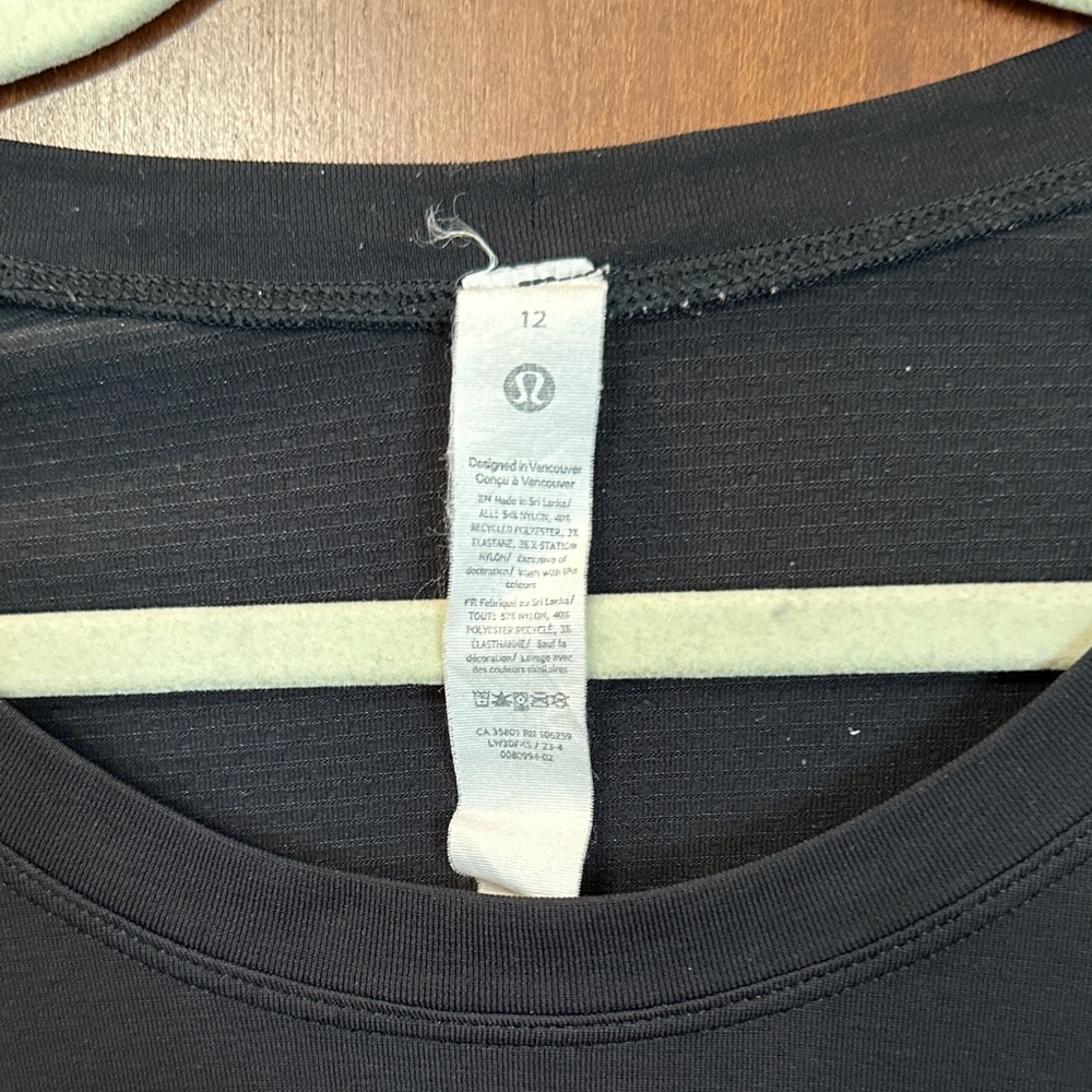 lululemon athletica Black Long swifty tech Sleeve Top - Picture 2 of 4